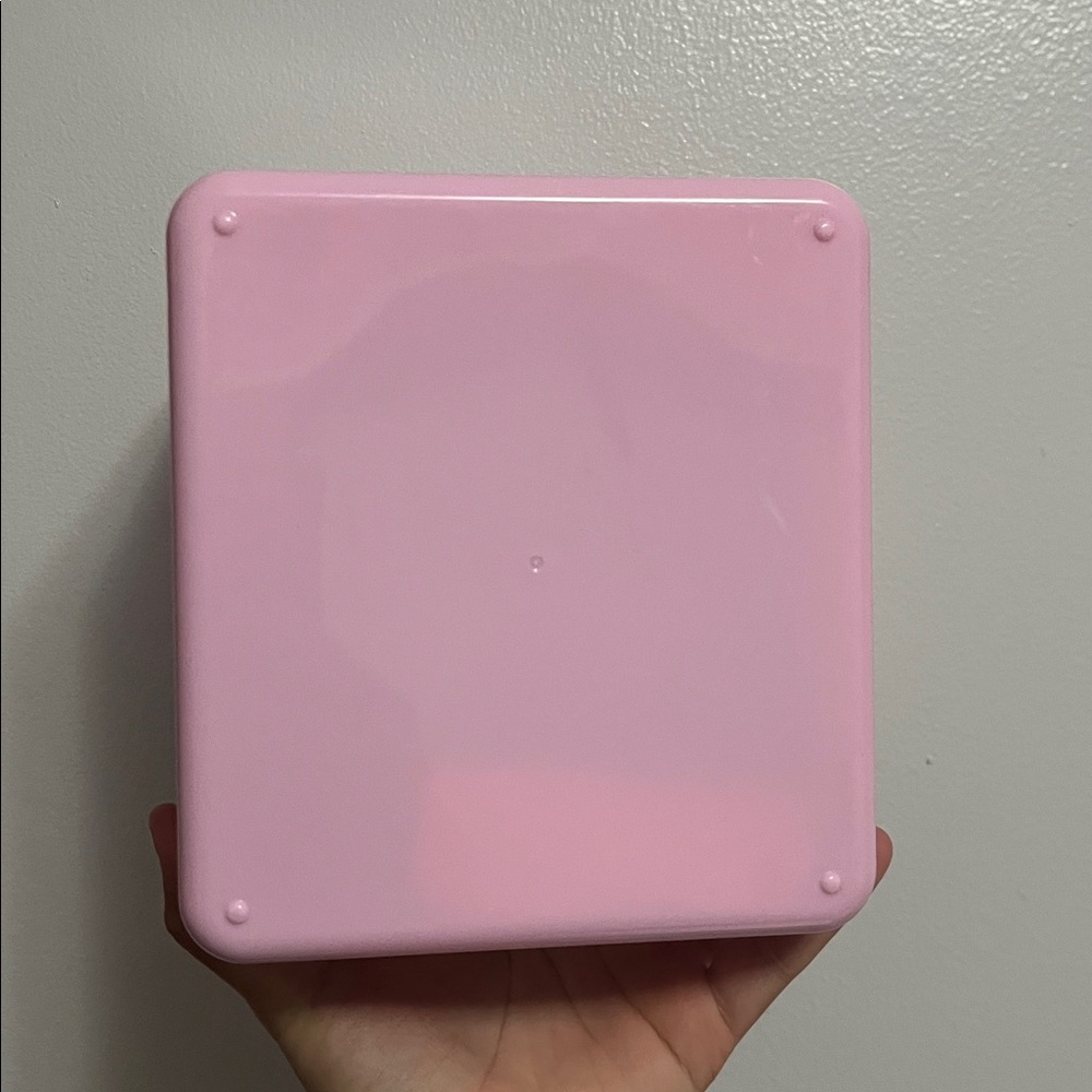 Hello Kitty Pink First Aid Box - Picture 4 of 9